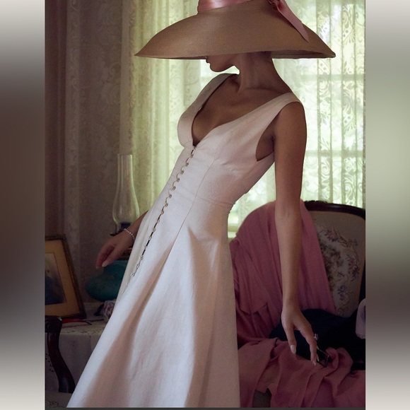 Mirror Palais Dinner's at Six Dress - Picture 3 of 12